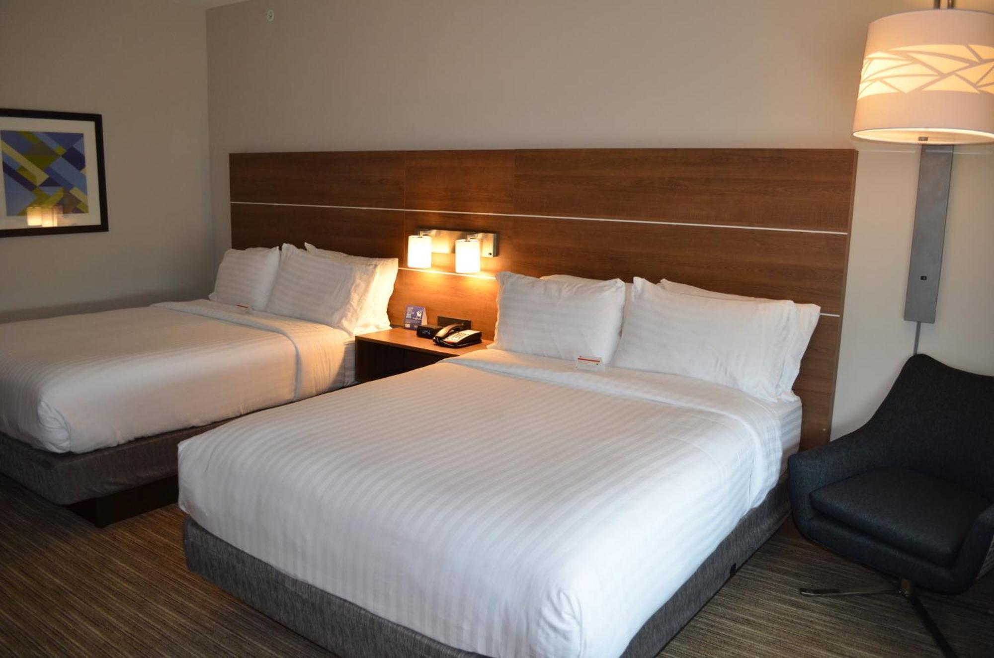 Holiday Inn Express & Suites - Charlotte Ne - University Area, An Ihg Hotel Exteriér fotografie