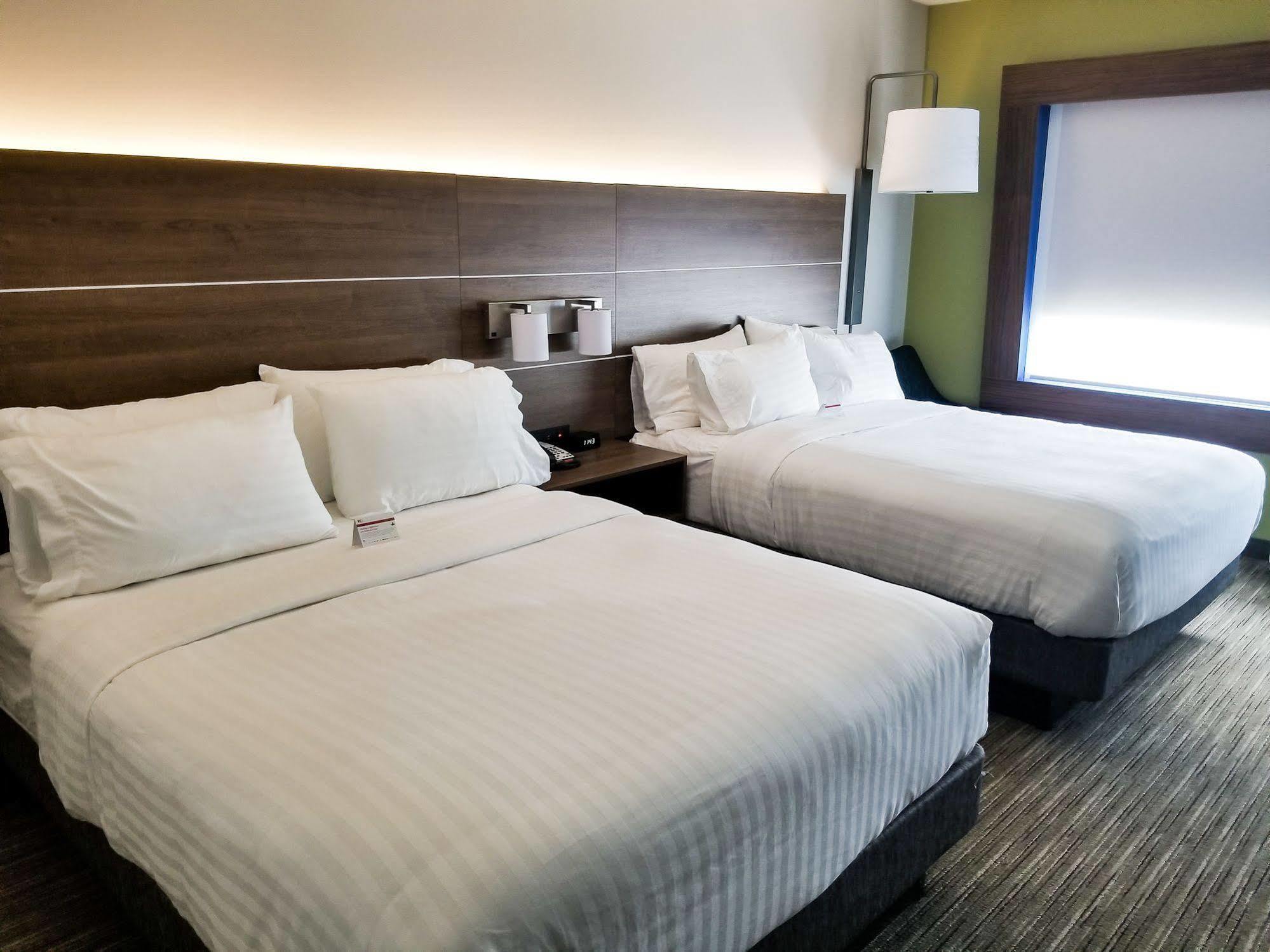 Holiday Inn Express & Suites - Charlotte Ne - University Area By Ihg Exteriér fotografie