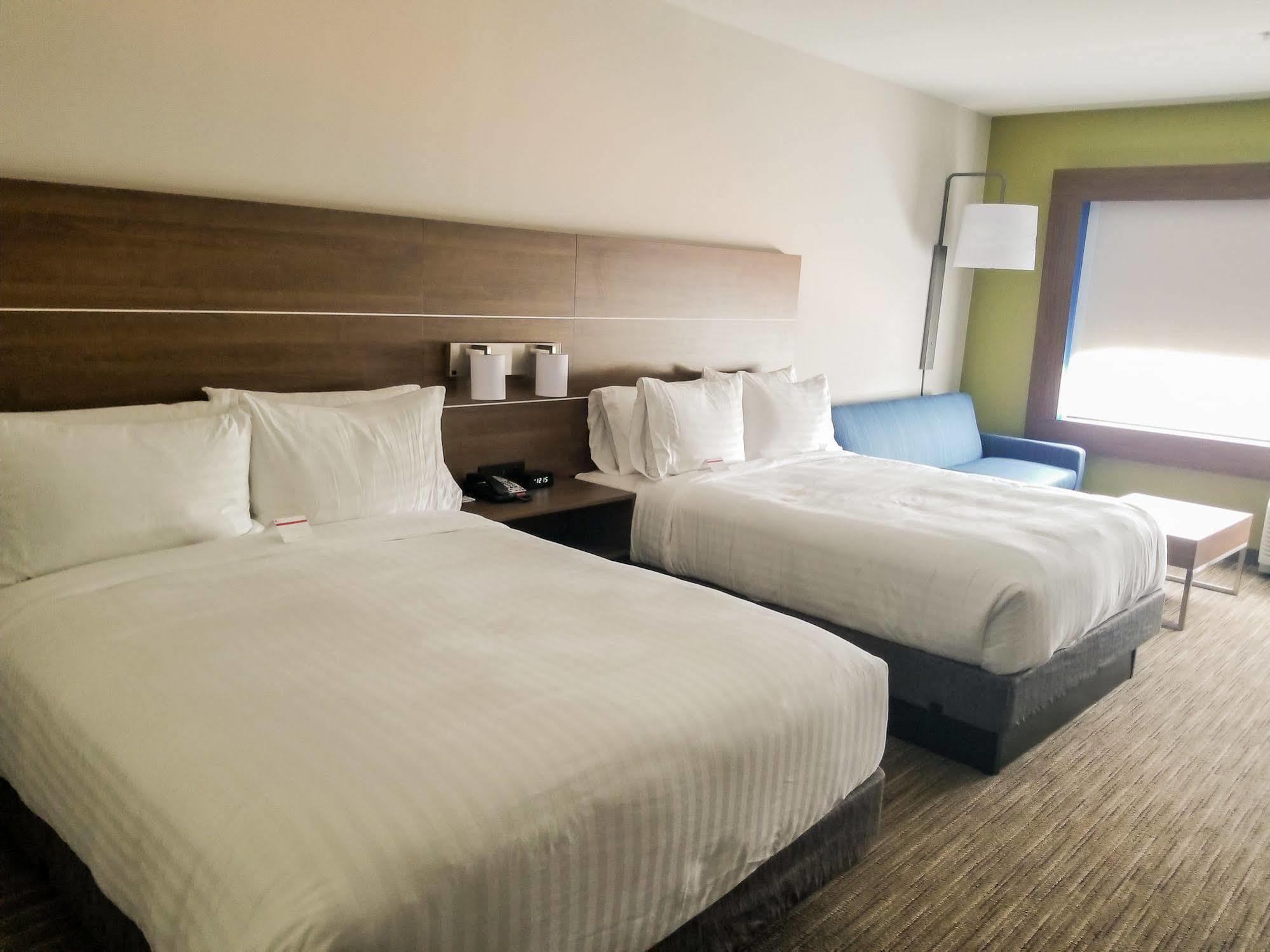 Holiday Inn Express & Suites - Charlotte Ne - University Area By Ihg Exteriér fotografie