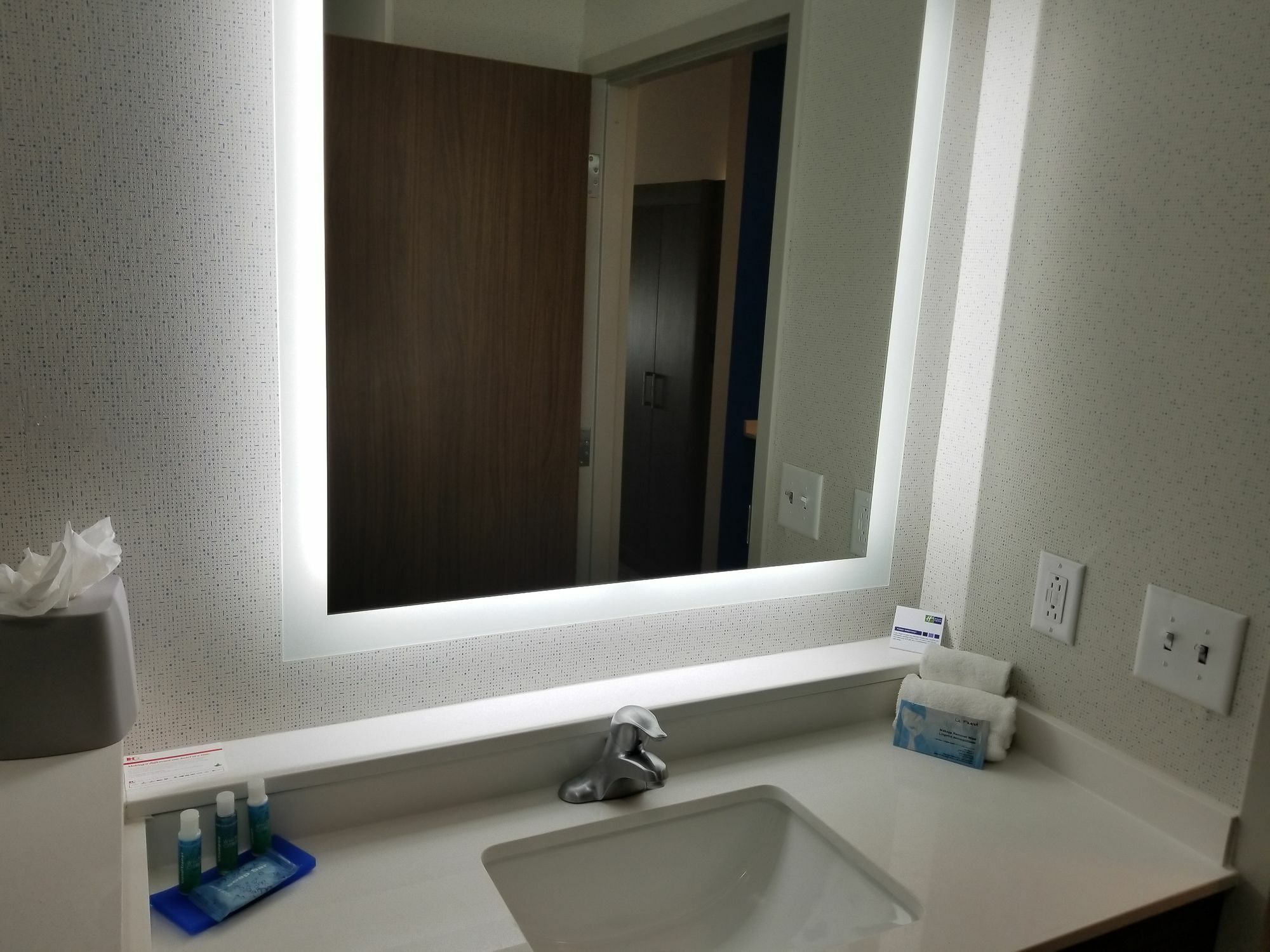 Holiday Inn Express & Suites - Charlotte Ne - University Area By Ihg Exteriér fotografie