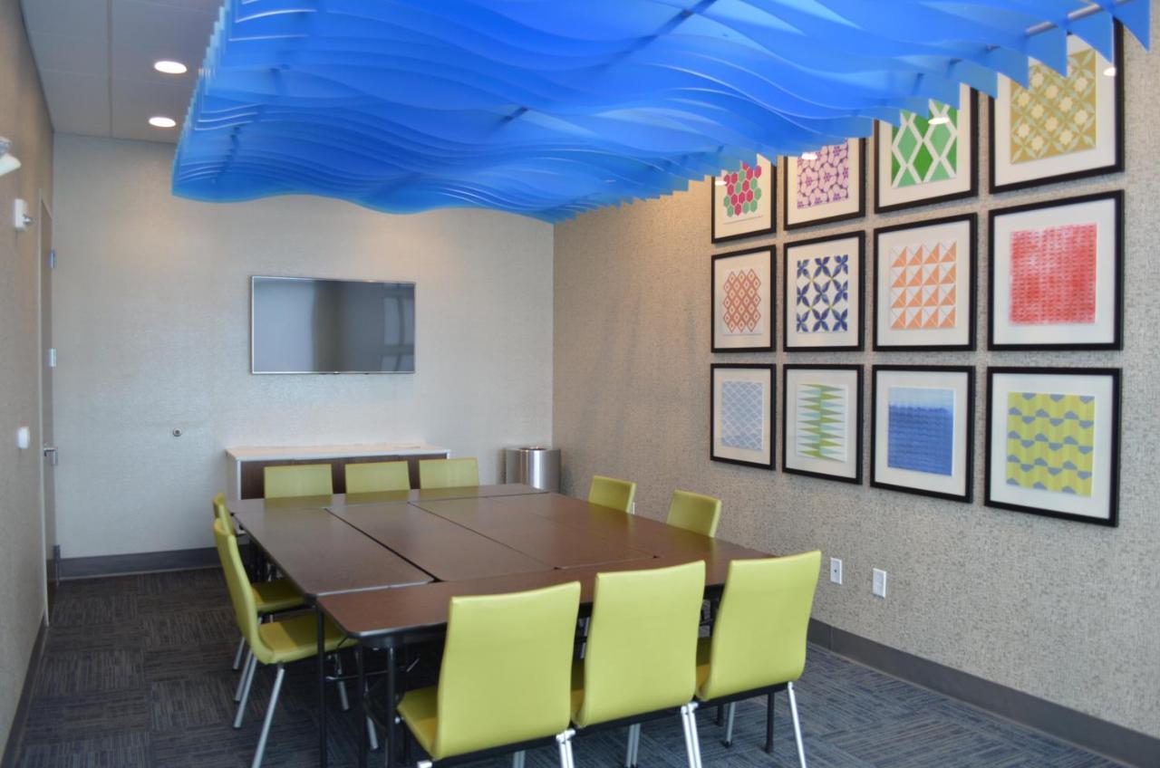 Holiday Inn Express & Suites - Charlotte Ne - University Area By Ihg Exteriér fotografie