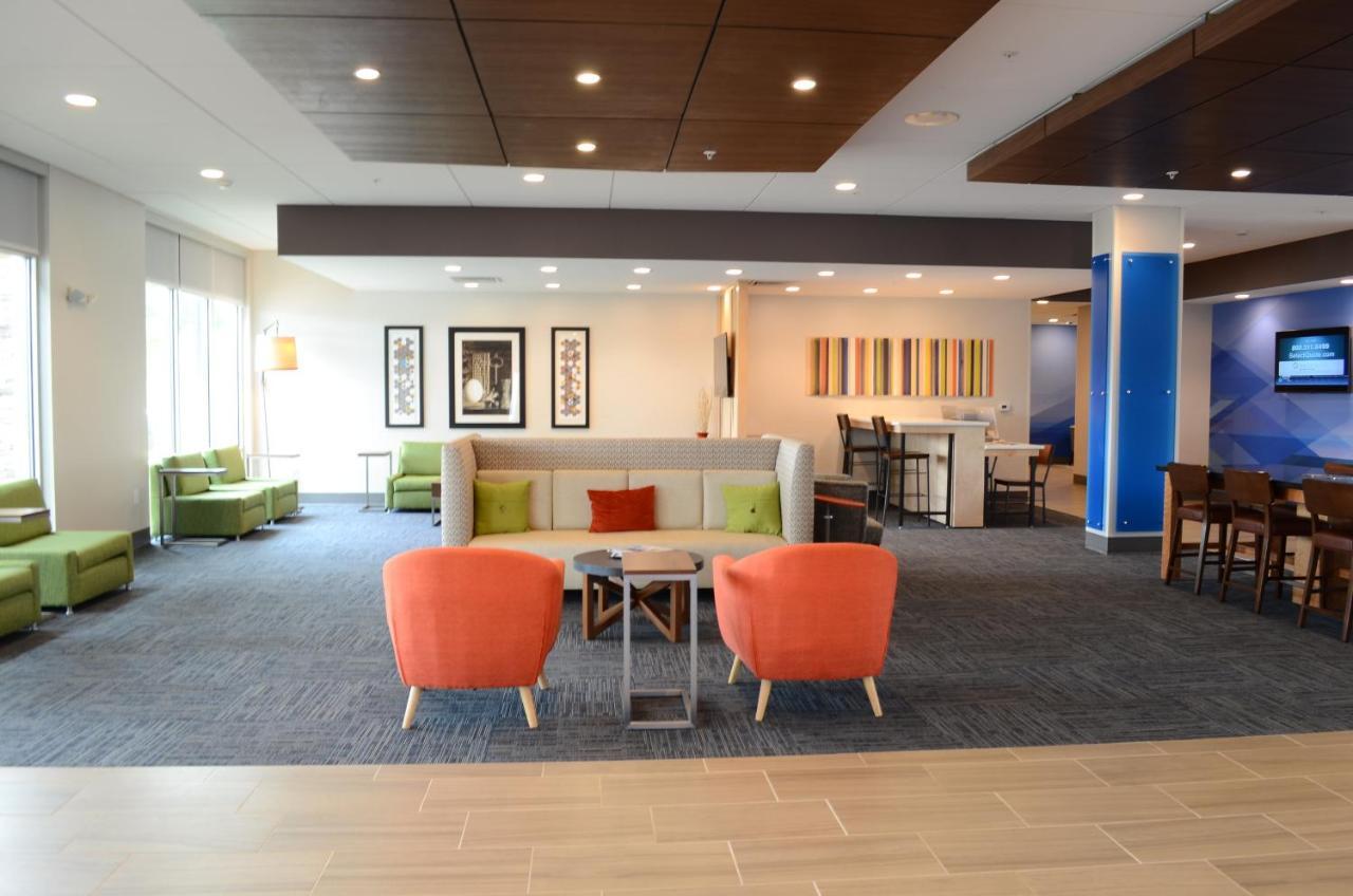 Holiday Inn Express & Suites - Charlotte Ne - University Area By Ihg Exteriér fotografie
