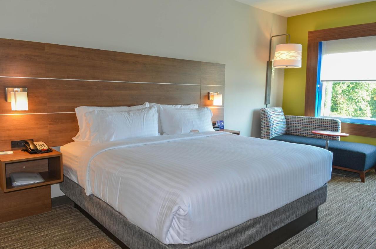 Holiday Inn Express & Suites - Charlotte Ne - University Area By Ihg Exteriér fotografie